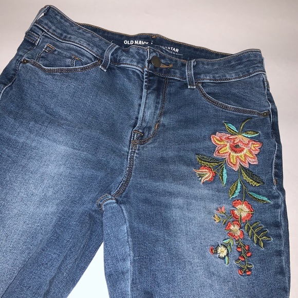Old Navy Embroidered Rockstar Jeans - Picture 2 of 4
